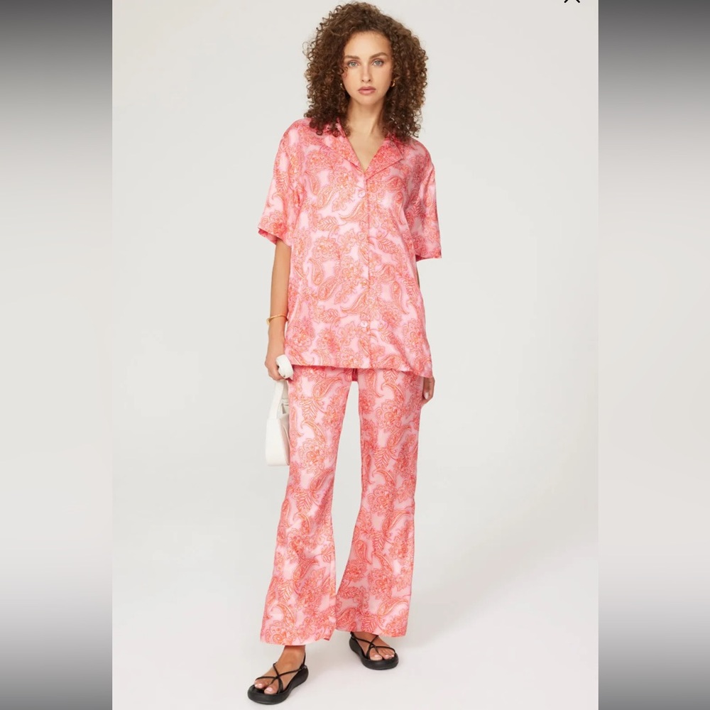 Suboo
Hugo Flared Pants
